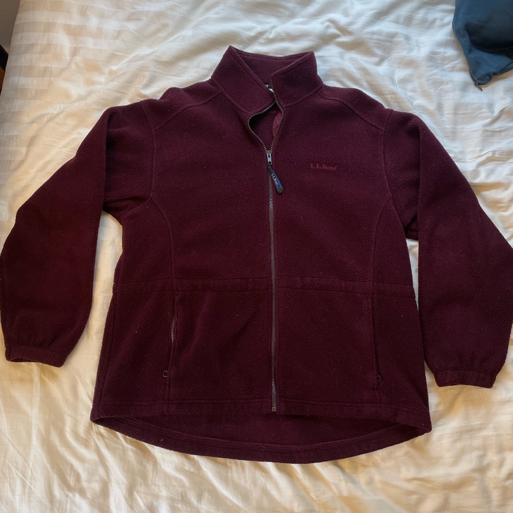 L.L. Bean fleece. Size small in Maroon.